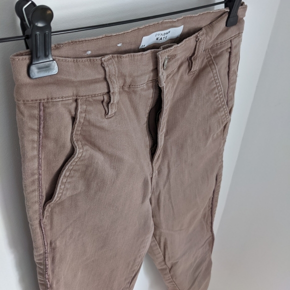 Size 26, dynamite jeggings - Picture 3 of 3